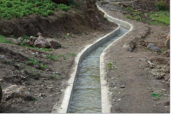 damming and irrigation project pisaq cusco peru